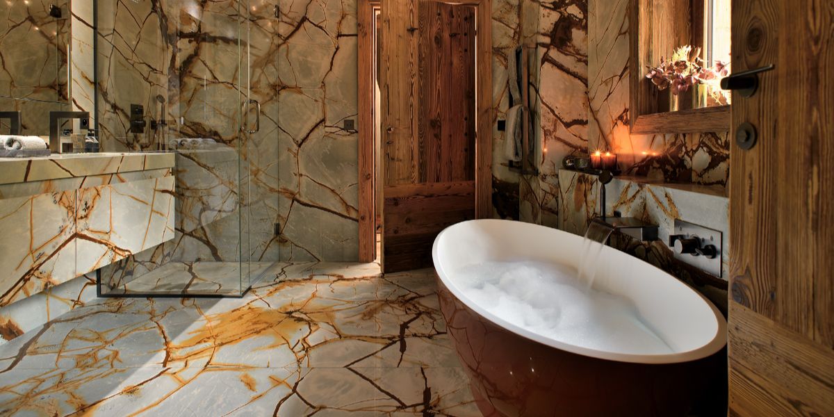 Luxury-Ski-Chalet-Meribel-Chalet-Cristal-Oxford-Ski-Bath.jpg