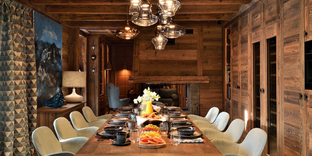 Luxury-Ski-Chalet-Meribel-Chalet-Cristal-Oxford-Ski-Dining3.jpg