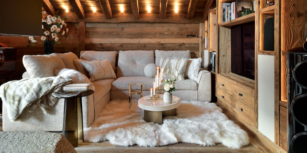 Luxury-Ski-Chalet-Meribel-Chalet-Cristal-Oxford-Ski-Lounge.jpg