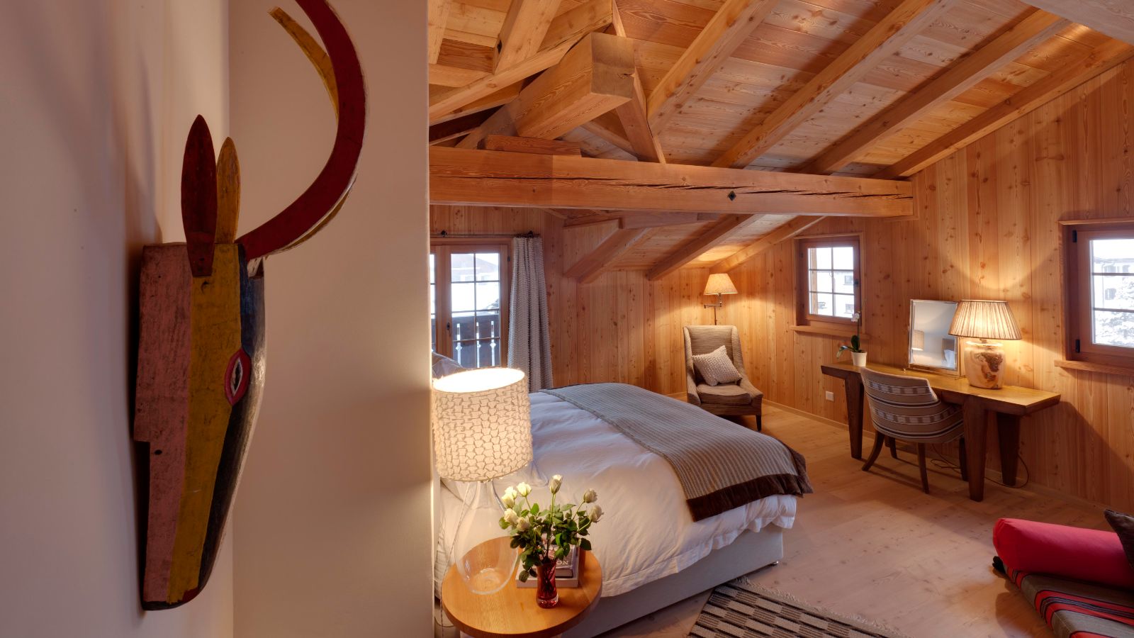 Luxury-ski-chalet- Casa Chimera-oxford-ski  Bedroom (4).jpg