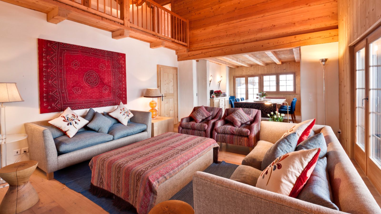 Luxury-ski-chalet- Casa Chimera-oxford-ski  lounge (2).jpg