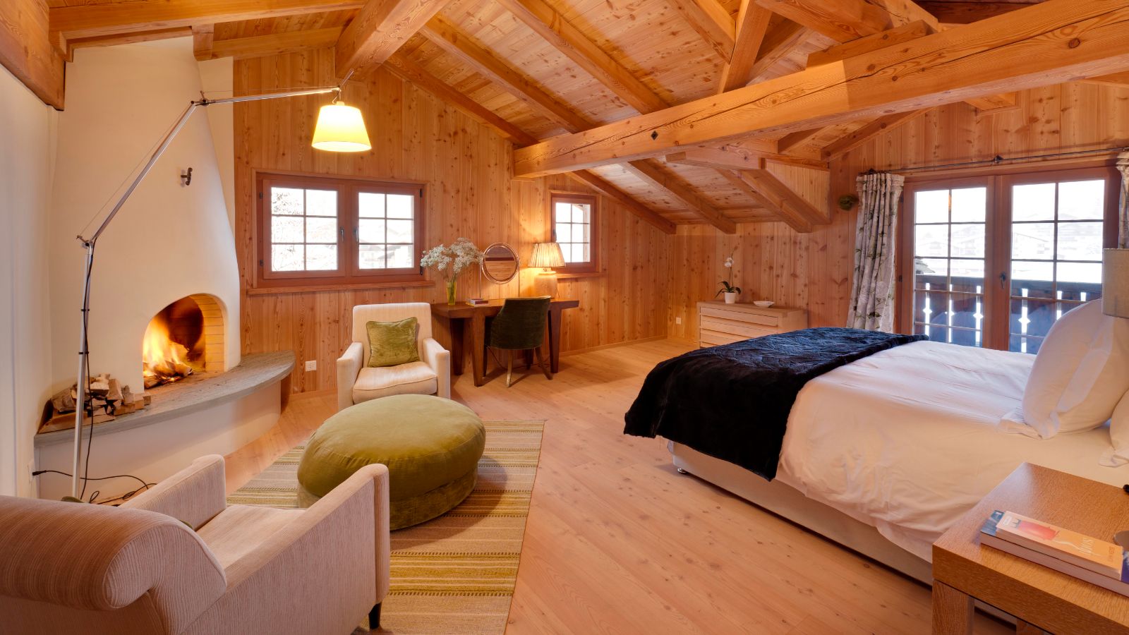 Luxury-ski-chalet- Casa Chimera-oxford-ski Bedroom (6).jpg