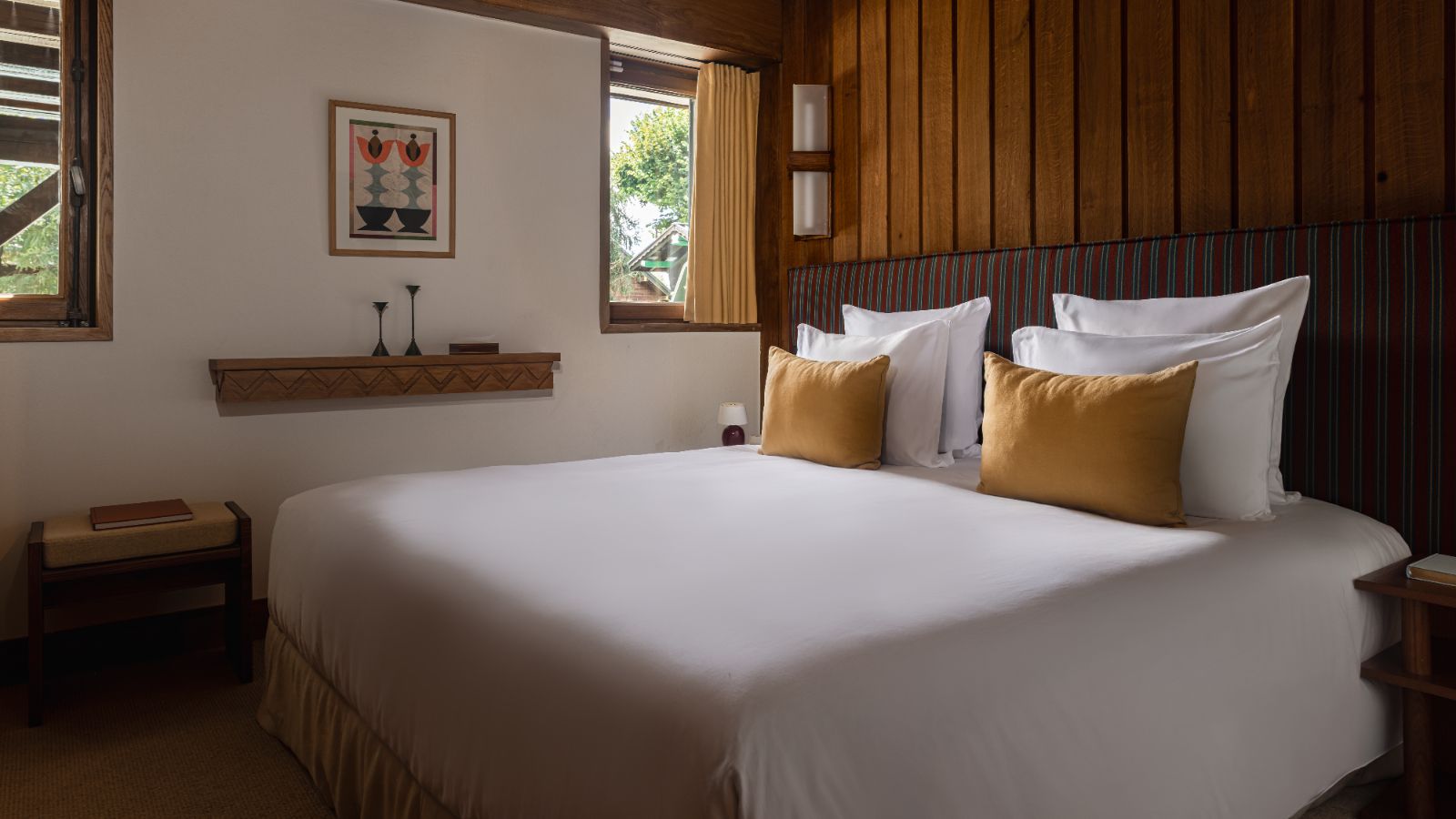 Luxury-ski-chalet Sarto -oxford-ski Bedroom (3).jpg