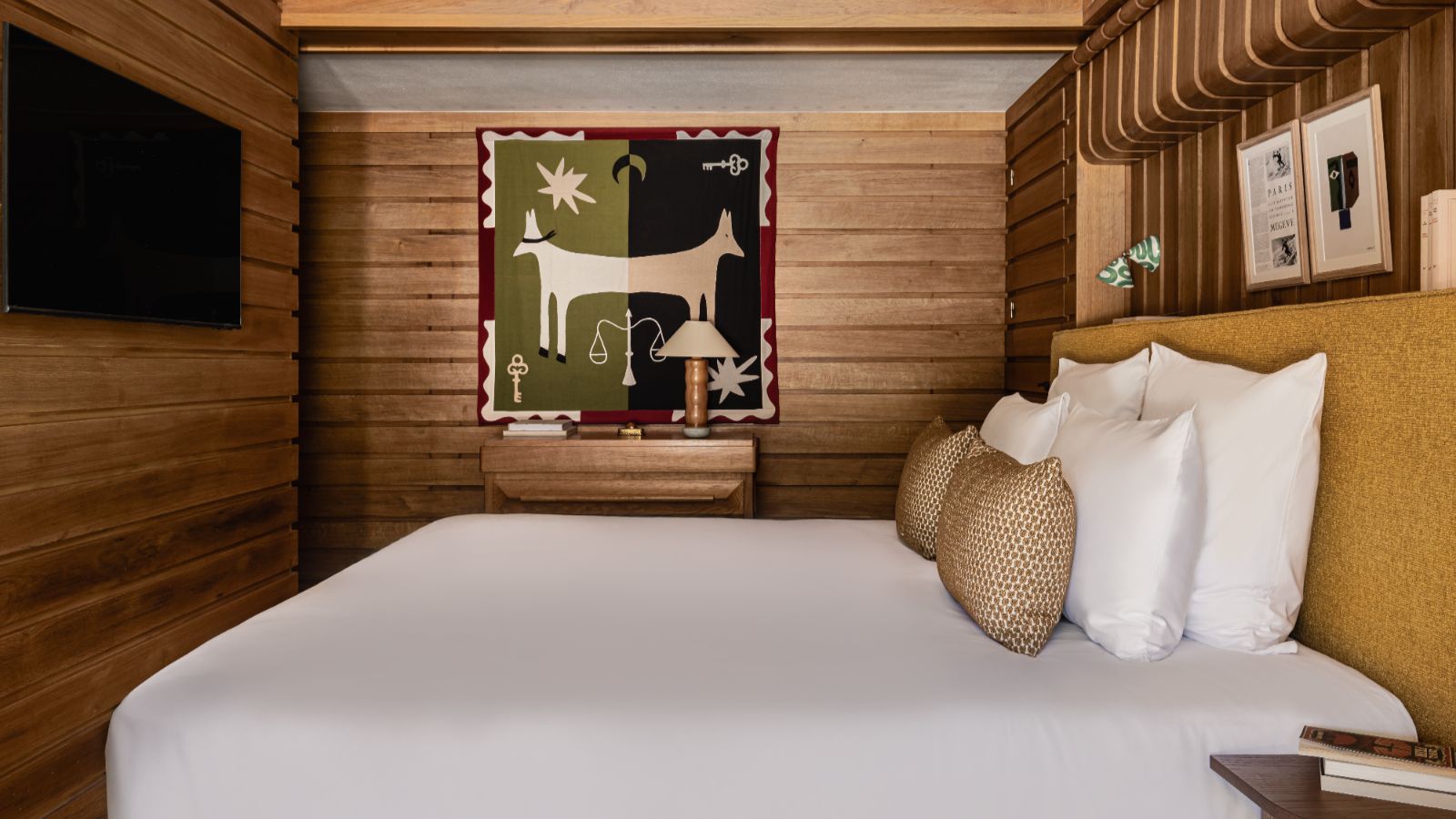 Luxury-ski-chalet Sarto -oxford-ski Bedroom (12).jpg