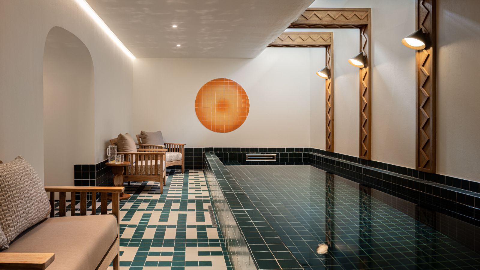 Luxury-ski-chalet Sarto -oxford-ski Indoor pool.jpg