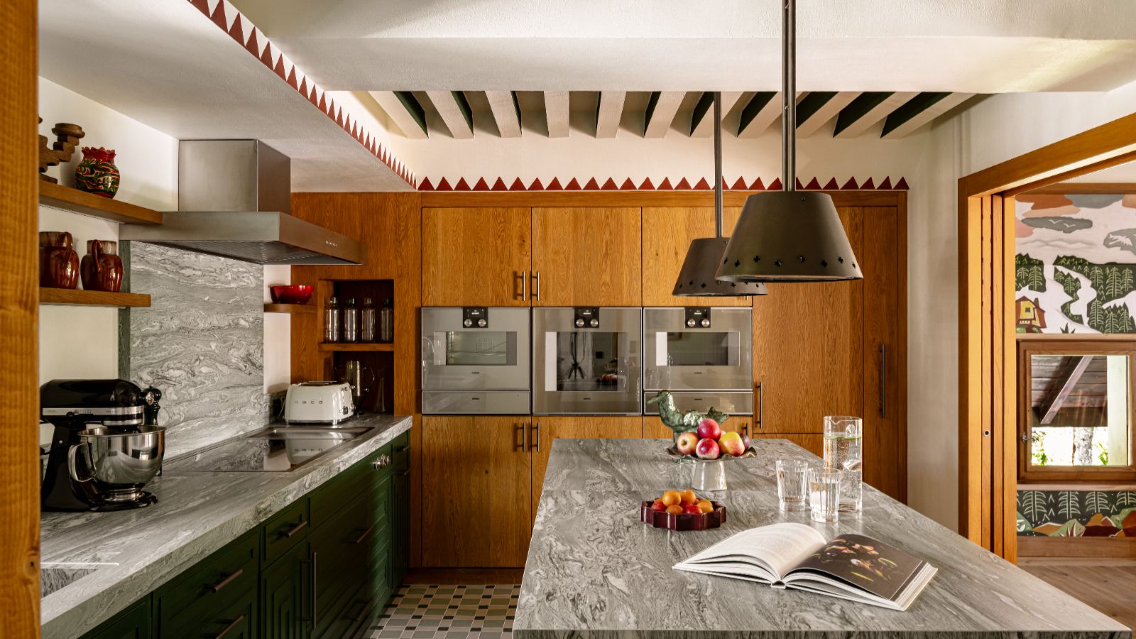 Luxury-ski-chalet Sarto -oxford-ski Kitchen.jpg