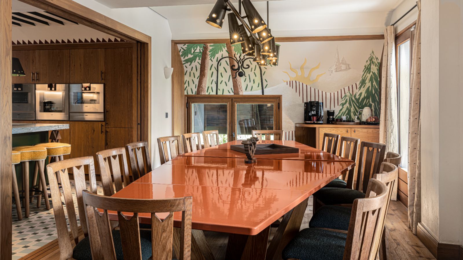 Luxury-ski-chalet Sarto-oxford-ski Dining (2).jpg