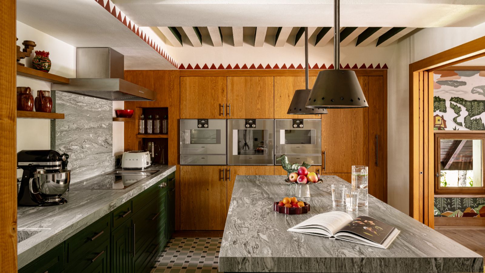 Luxury-ski-chalet Sarto-oxford-ski Kitchen.jpg