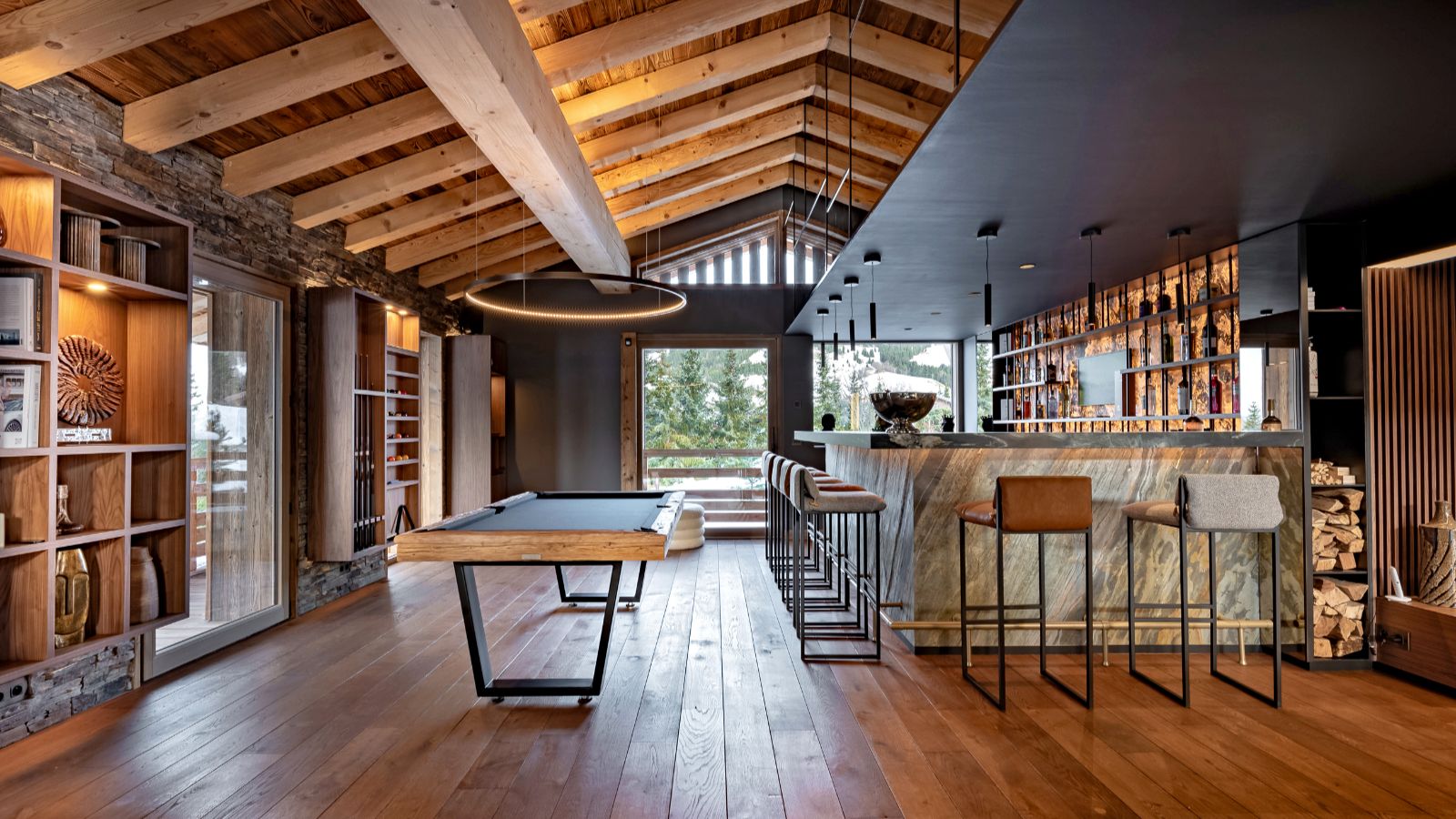 Luxury-ski-chalet Aston Crest -oxford-ski-Bar area.jpg