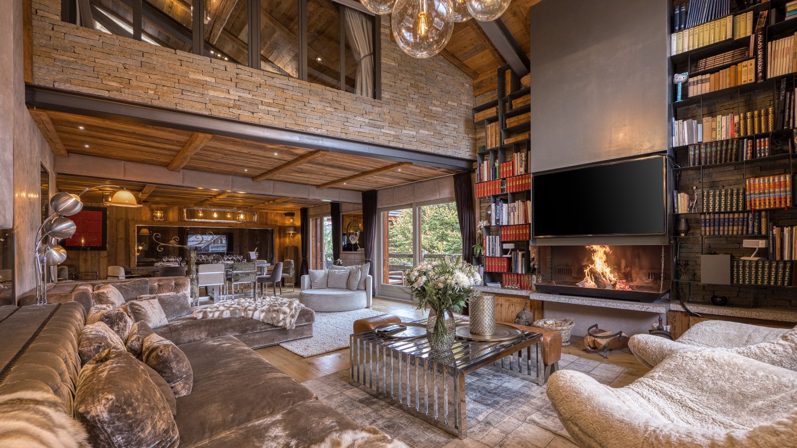 Luxury-ski-chalet du Renne oxford-sk 02-Living room.jpg