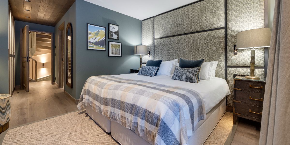 Luxury-Ski-Chalet-Val-d-Isere-La-Tene-Oxford-Ski-bedroom (22).jpg