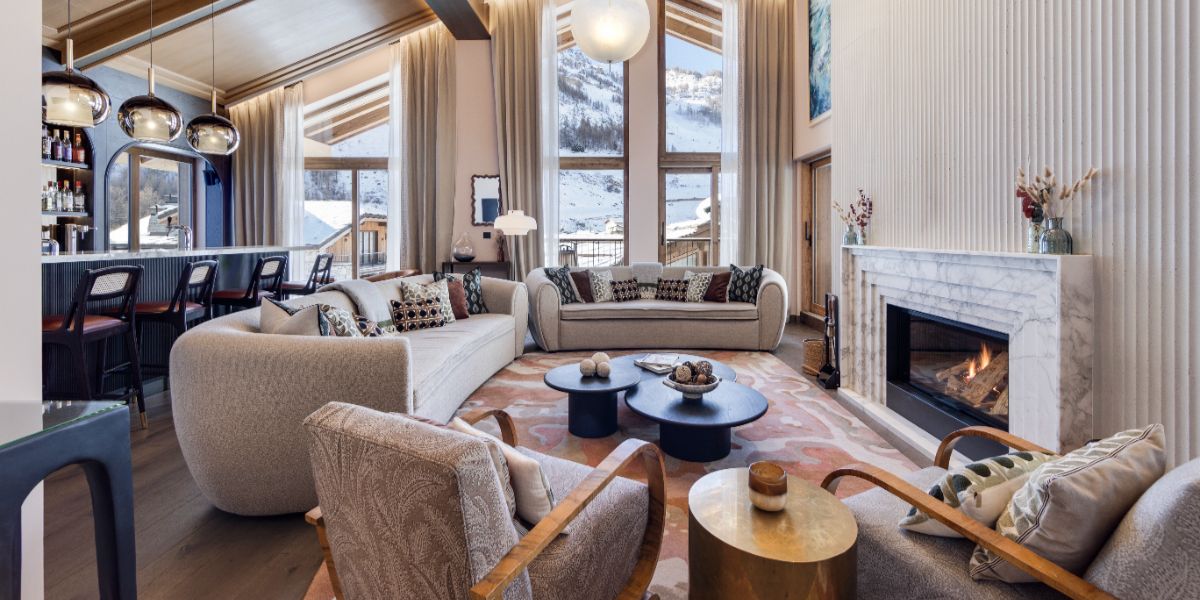 Luxury-Ski-Chalet-Val-d-Isere-La-Tene-Oxford-Ski-Lounge2.jpg