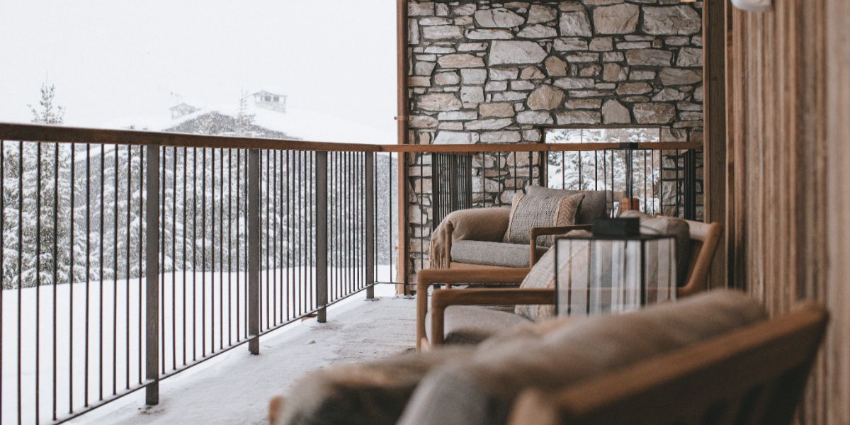 Luxury-Ski-Chalet-Val-D-Isere-Chalet-La-Tene-Oxford-Ski-Balcony.jpg