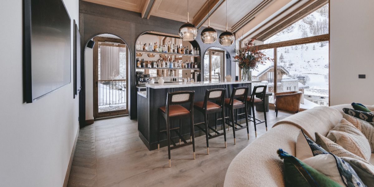 Luxury-Ski-Chalet-Val-D-Isere-Chalet-La-Tene-Oxford-Ski-Dining (13).jpg