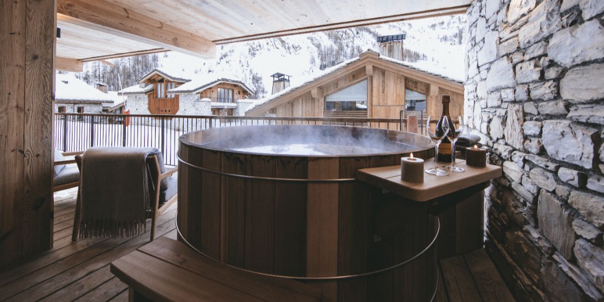 Luxury-Ski-Chalet-Val-D-Isere-Chalet-La-Tene-Oxford-Ski-Hot-Tub.jpg