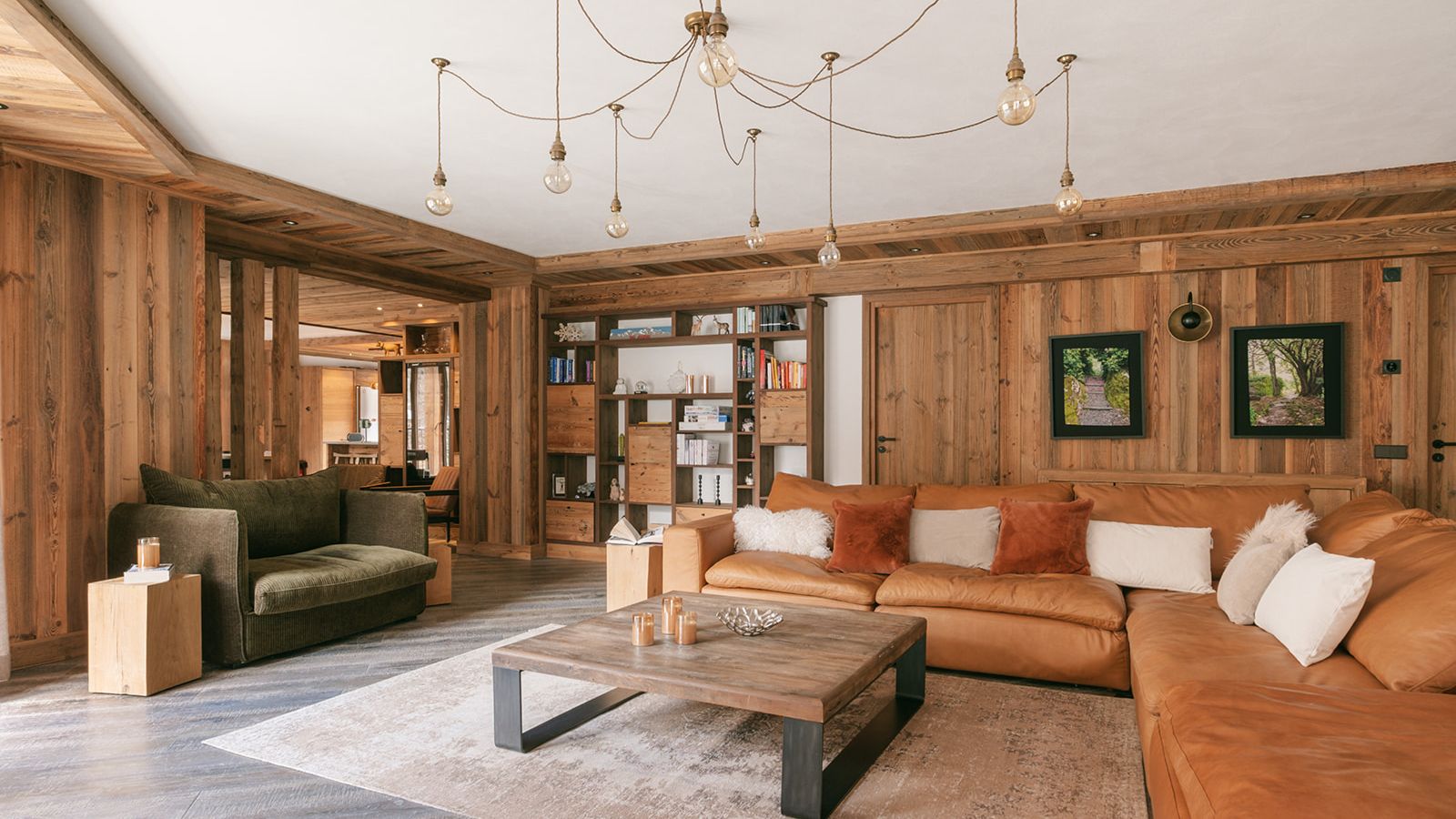 Luxury-ski-chalet-Cala Slopeside -oxford-ski Lounge.jpg