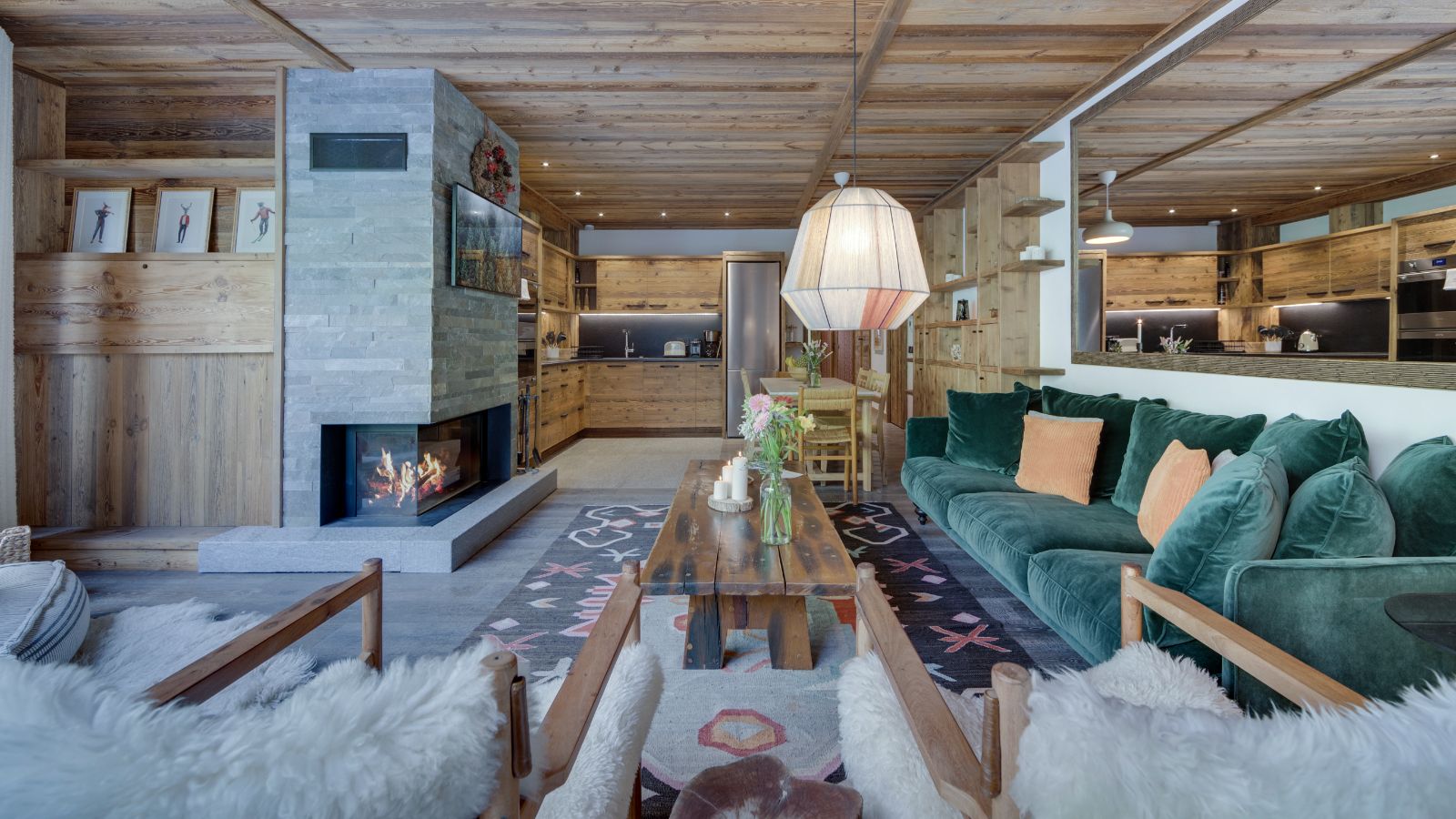 Luxury-ski-chalet- Cala Sagewood -oxford-ski  lounge (2).jpg