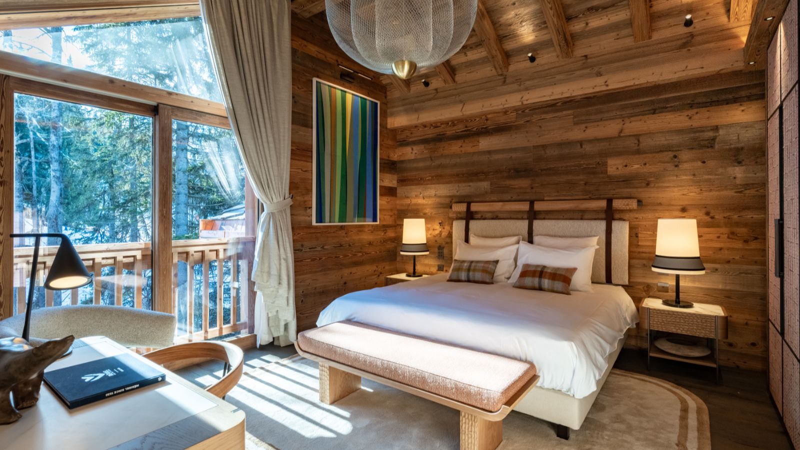 Luxury-Ski-Chalet-Meribel-Chalet-Alice-Oxford-Ski-Bedroom (13).jpg