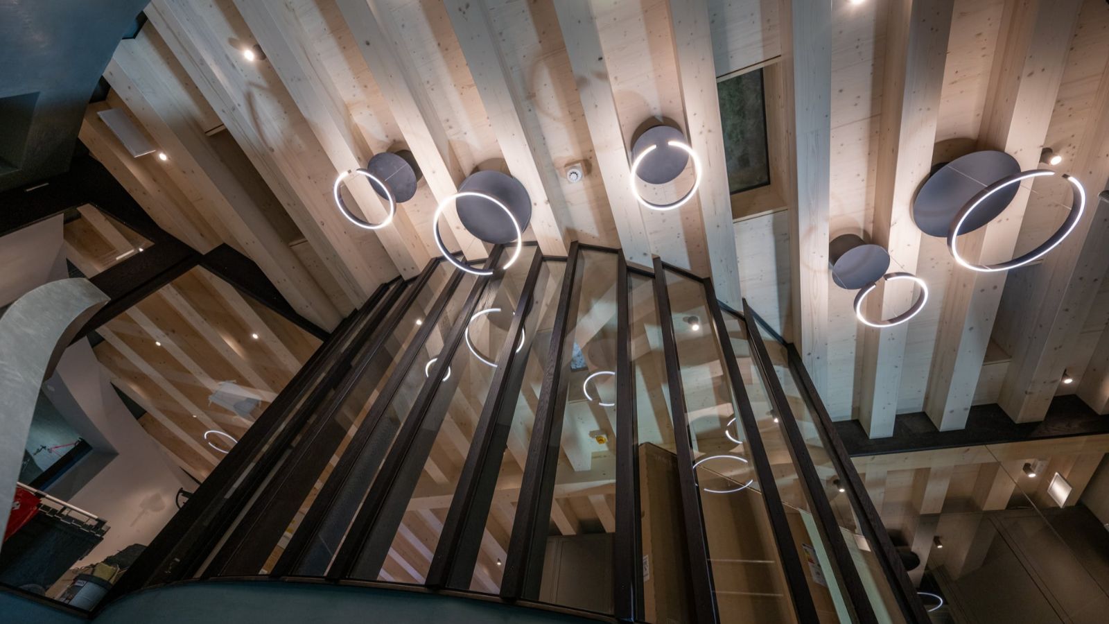 Luxury-ski-chalet-Horu Lodge -name-oxford-ski Lights.jpg