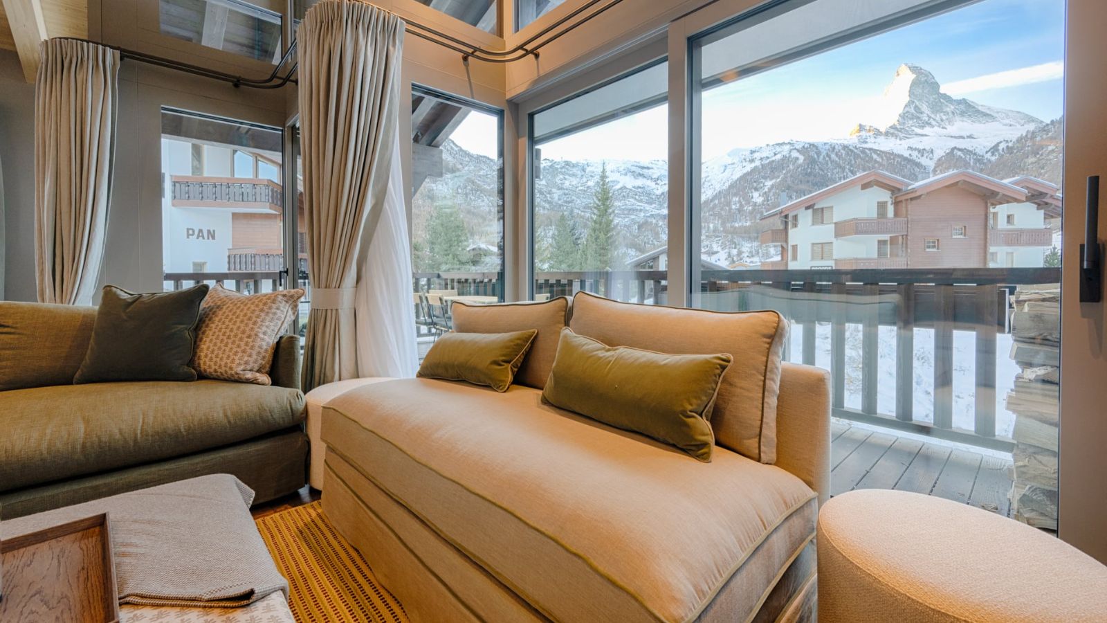 Luxury-ski-chalet-Horu Lodge -name-oxford-ski  (13).jpg