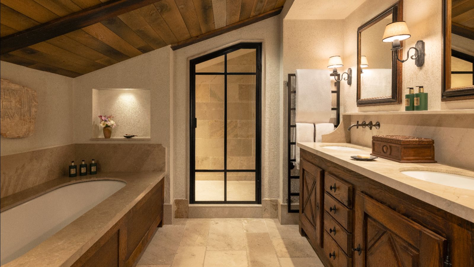 Luxury-Ski-Apartment-Val-d-Isere-Chantemerle-Apartment-Airelles-Oxford-Ski-Bathroom.jpg