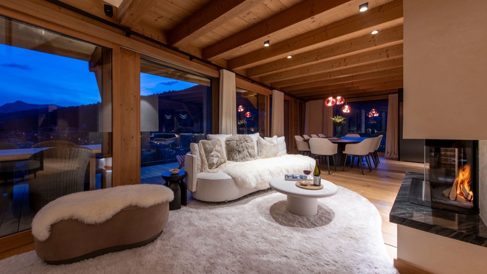 Luxury-ski-chalet-Avalon -name-oxford-ski  Lounge (7).jpg