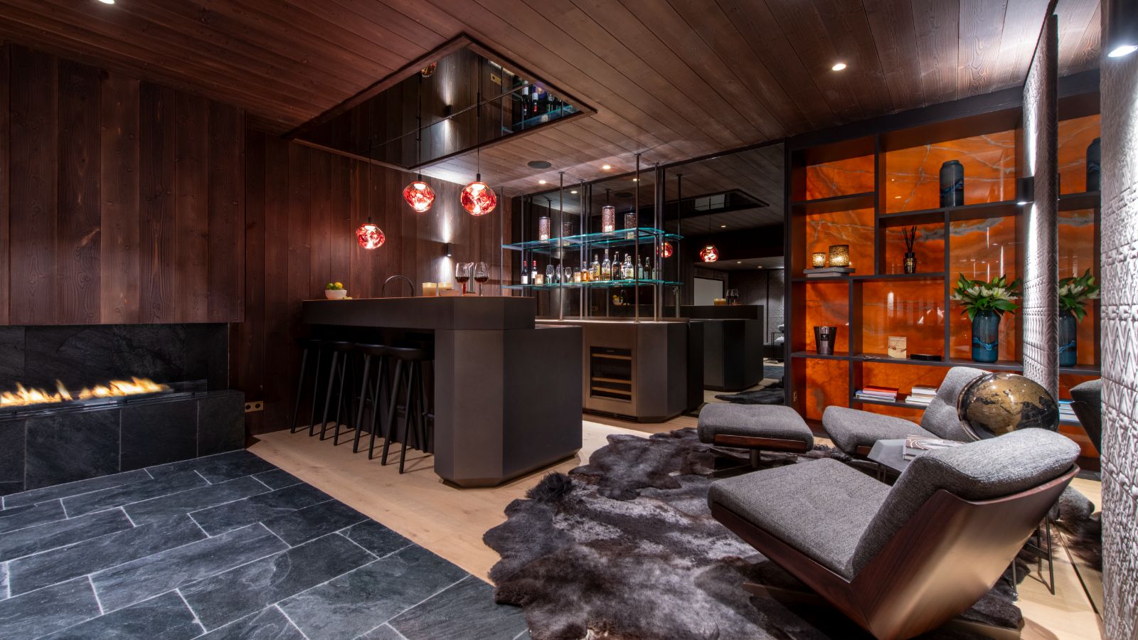 Luxury-ski-chalet-Avalon -name-oxford-ski  Bar.jpg