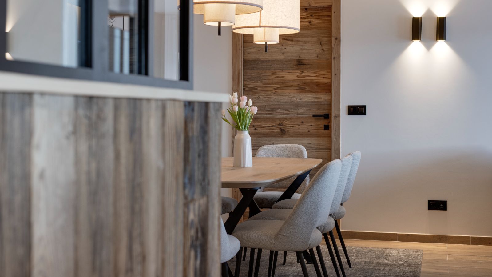 Luxury-ski-Apartments-Mio,Paradiso,Annapurna & Matterhorn Dining (7).jpg