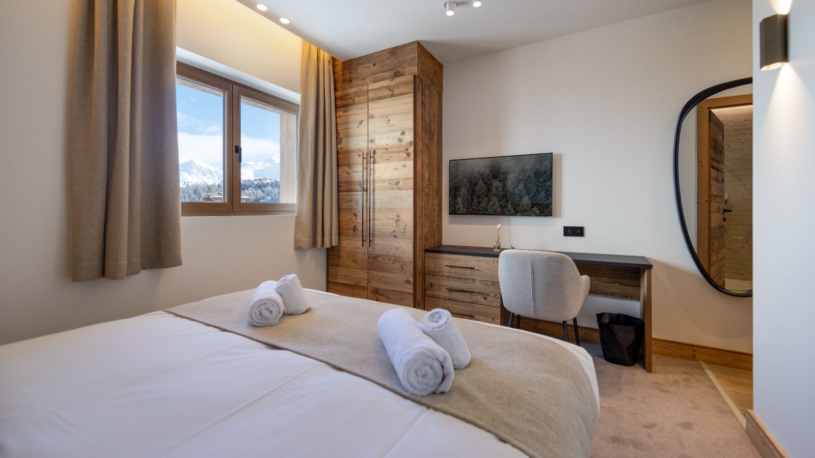 Sagarmatha Room 6 (2).jpg