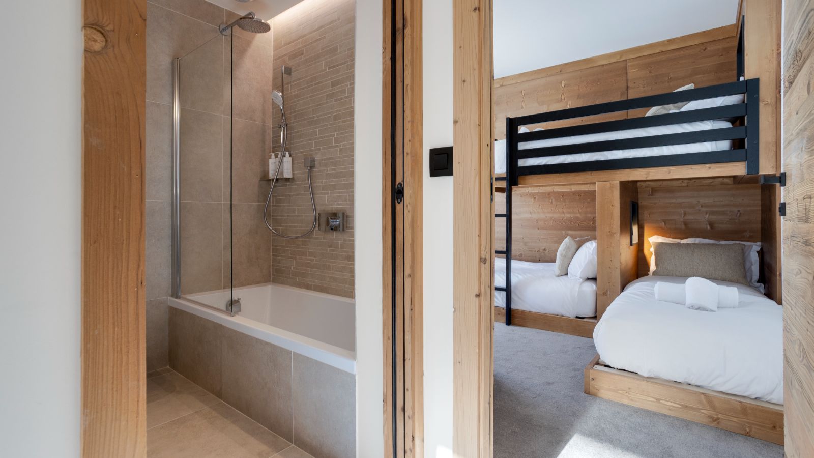 Luxury-ski-chalet-Makalu, Bellecote, Eiger, Monta Rosa -oxford-ski Bunkroom (2).jpg