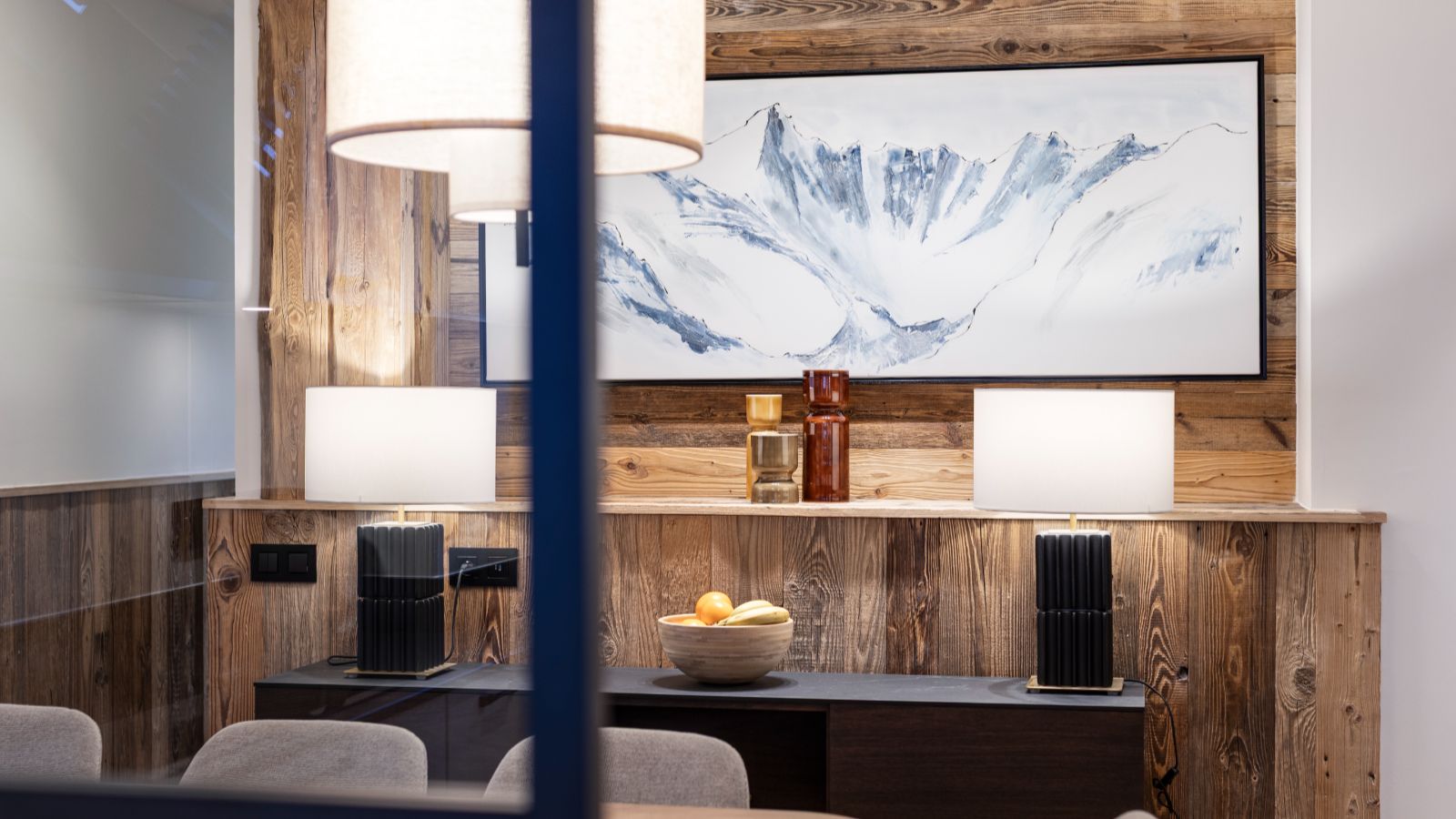 Luxury-ski-Combin & Rochette-oxford-ski Decor.jpg