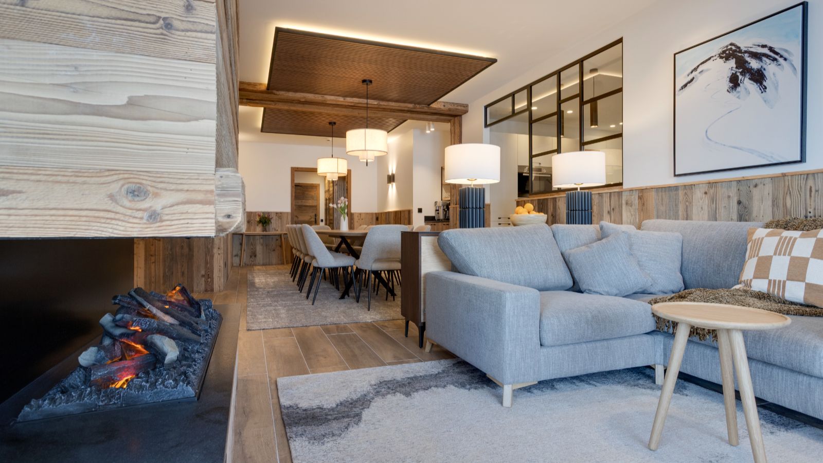 Luxury apartments - Graciosa - Lhotse, Jungfrau, Mont Blanc Oxford Ski  Dining (3).jpg