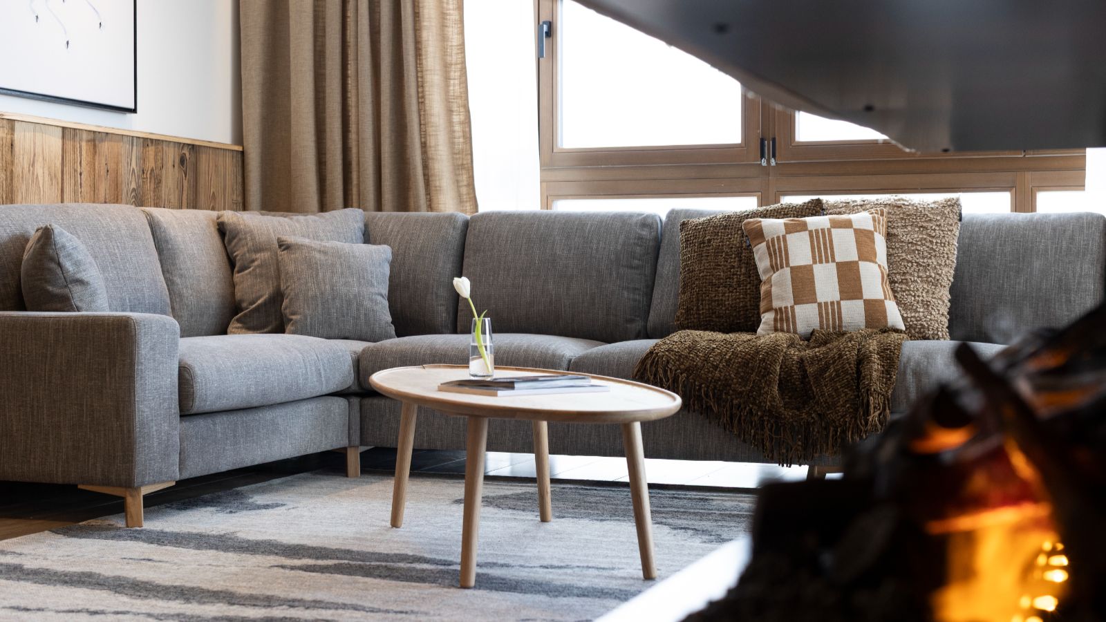 Luxury apartments - Graciosa - Lhotse, Jungfrau, Mont Blanc Oxford Ski Lounge (5).jpg