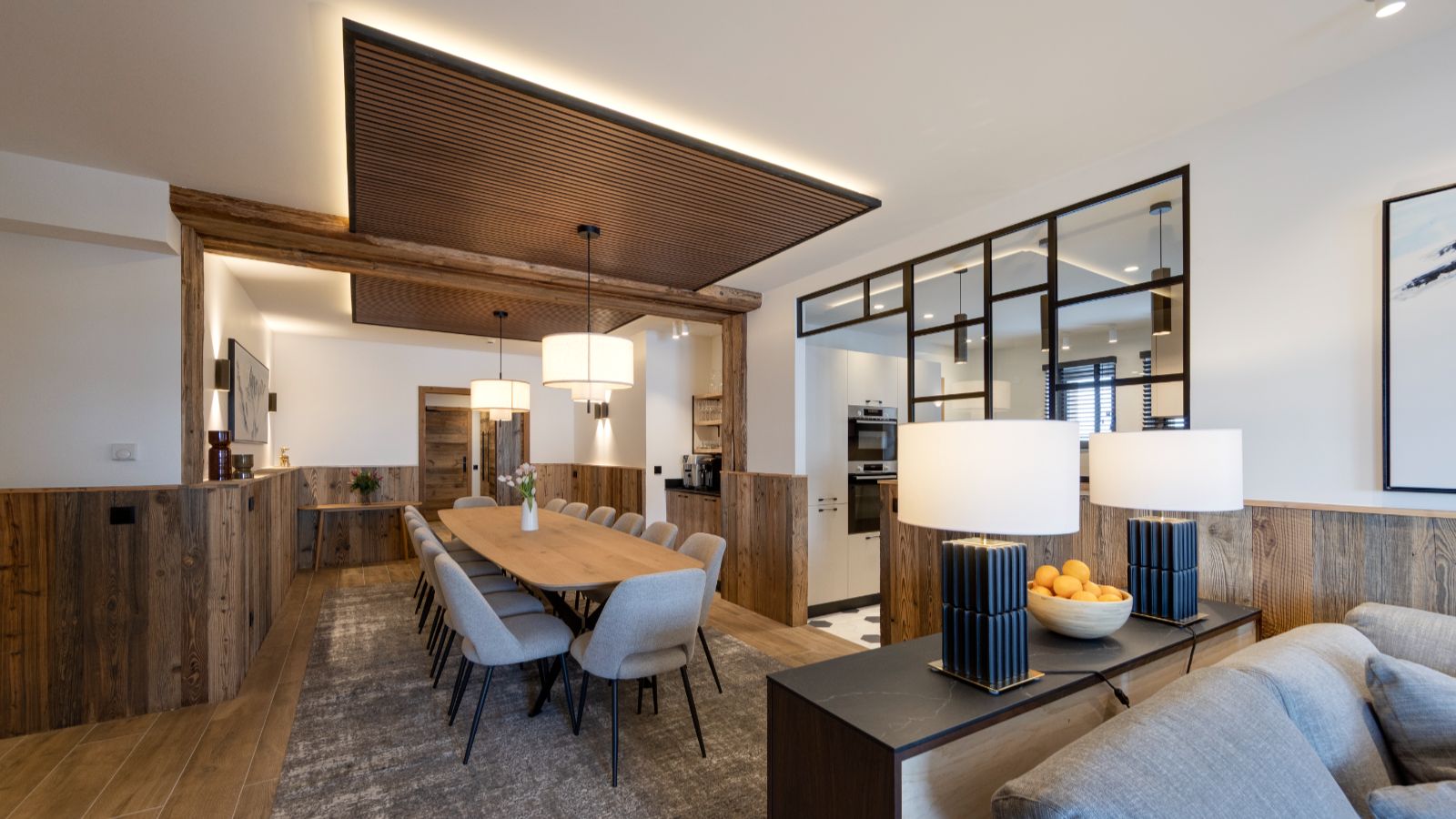 Luxury apartments - Graciosa - Lhotse, Jungfrau, Mont Blanc Oxford Ski  Dining.jpg