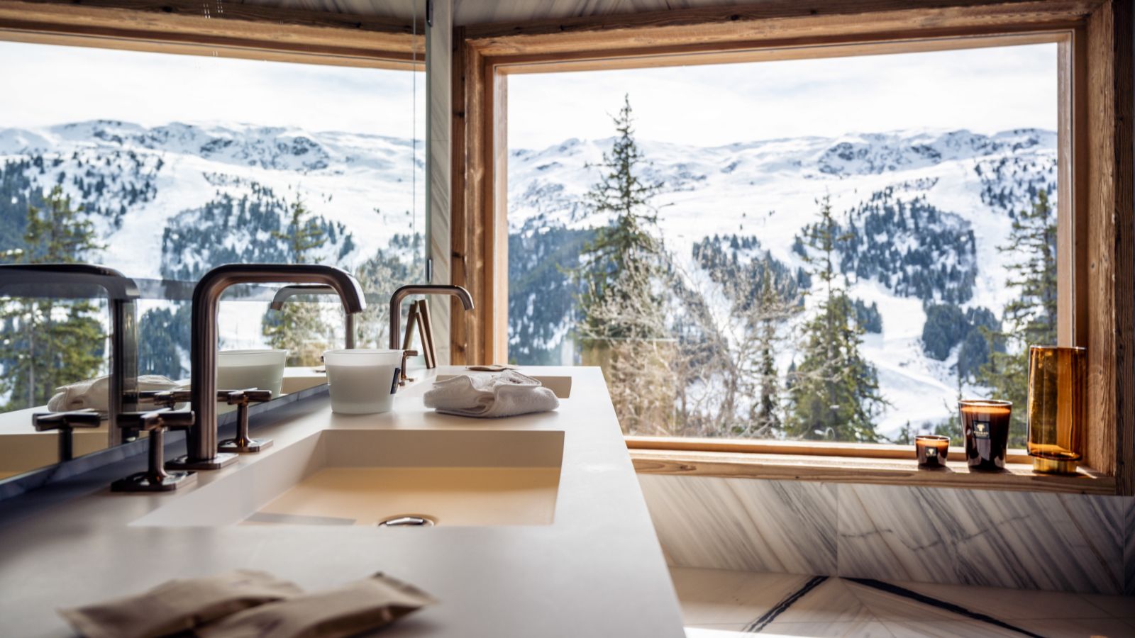 Luxury-Ski-Chalet-Meribel-Chalet-Luna-Oxford-Ski-sink.jpg