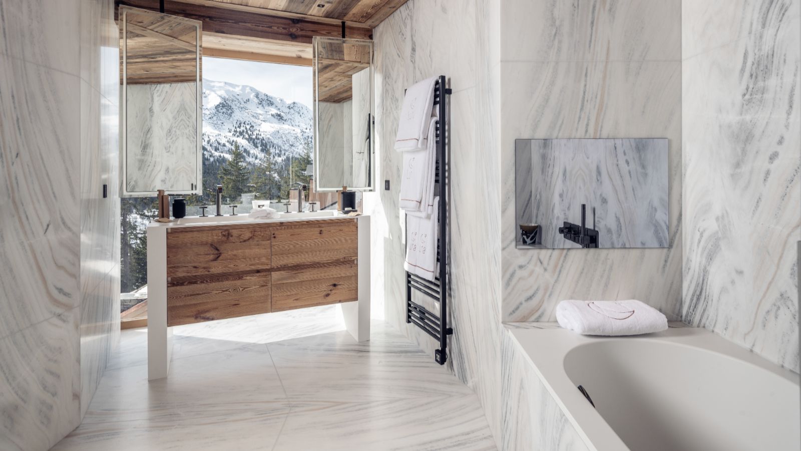 Luxury-Ski-Chalet-Meribel-Chalet-Luna-Oxford-Ski-Bathroom.jpg