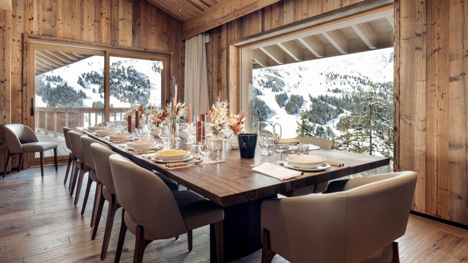 Luxury-Ski-Chalet-Meribel-Chalet-Luna-Oxford-Ski-Dining.jpg