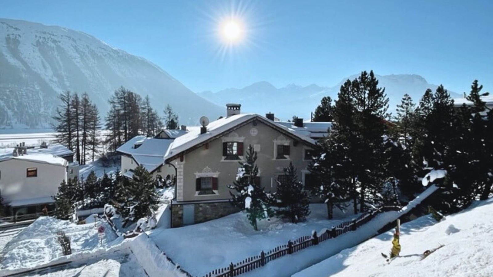 Luxury-Ski-Chalet-St-Moritz-Chesa-Goodmountain-Oxford-Ski-Exterior.jpg