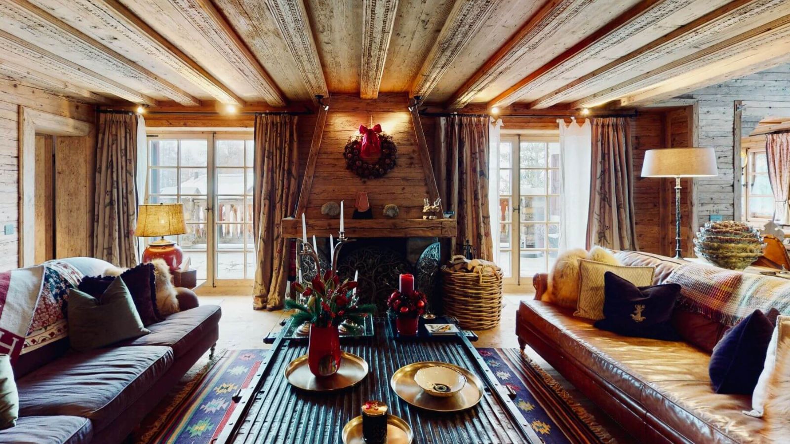 Luxury-Ski-Chalet-St-Moritz-Chesa-Goodmountain-Oxford-Ski-Lounge2.jpg