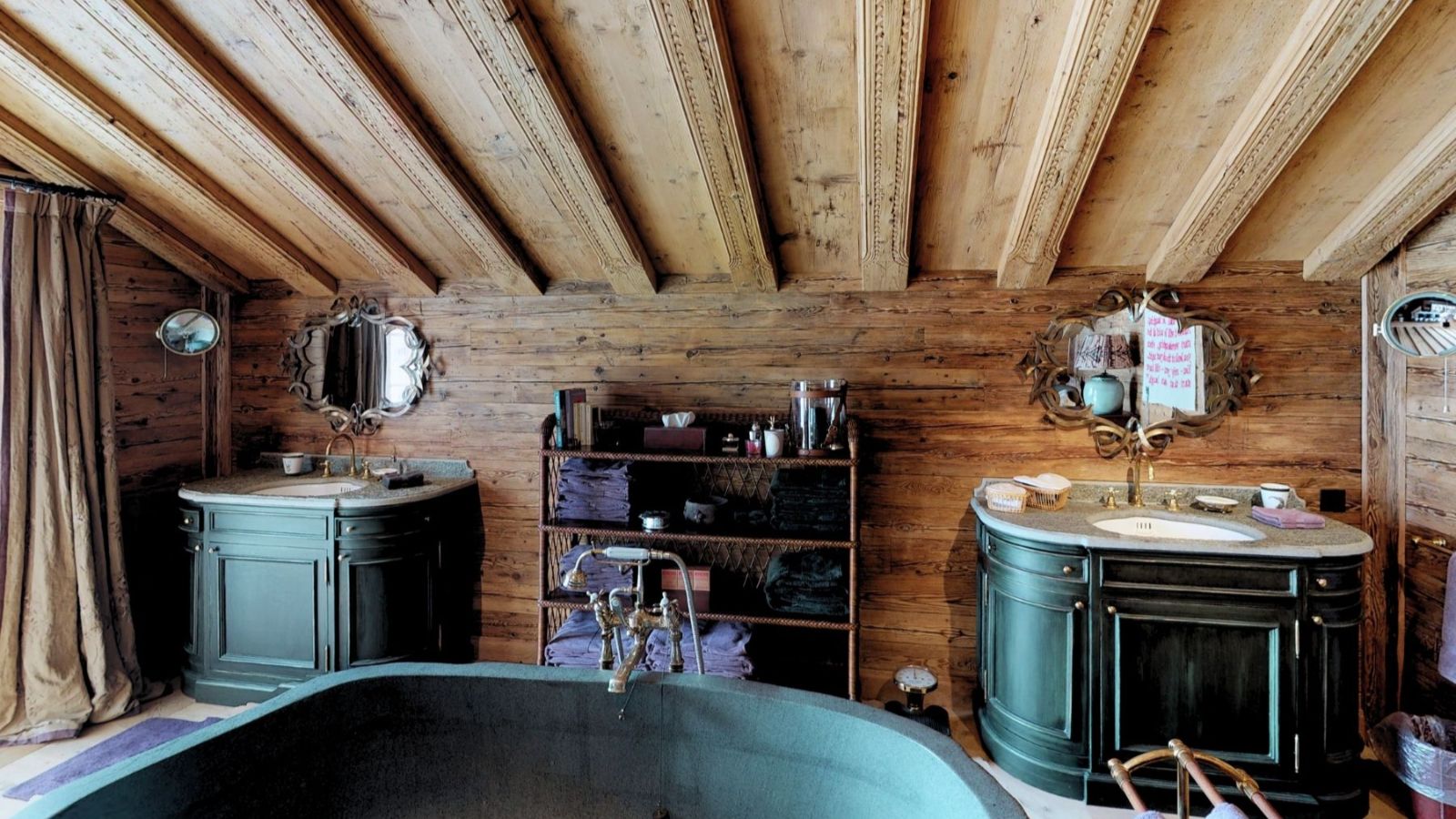 Luxury-Ski-Chalet-St-Moritz-Chesa-Goodmountain-Oxford-Ski-Bathroom.jpg