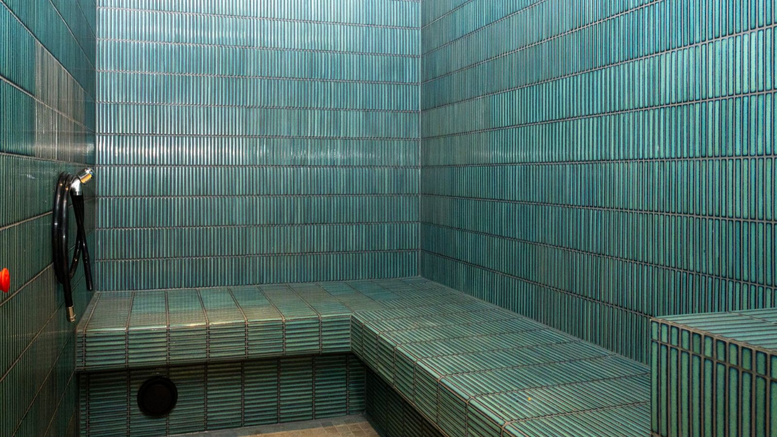 Luxury-ski-chalet-Horu Lodge -oxford-ski  Wellness (15).jpg