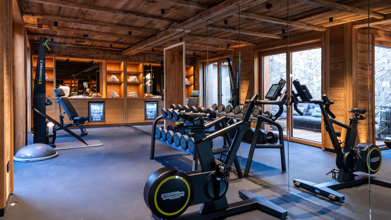 Luxury-ski- Arula Chalet-oxford-ski (2).jpg