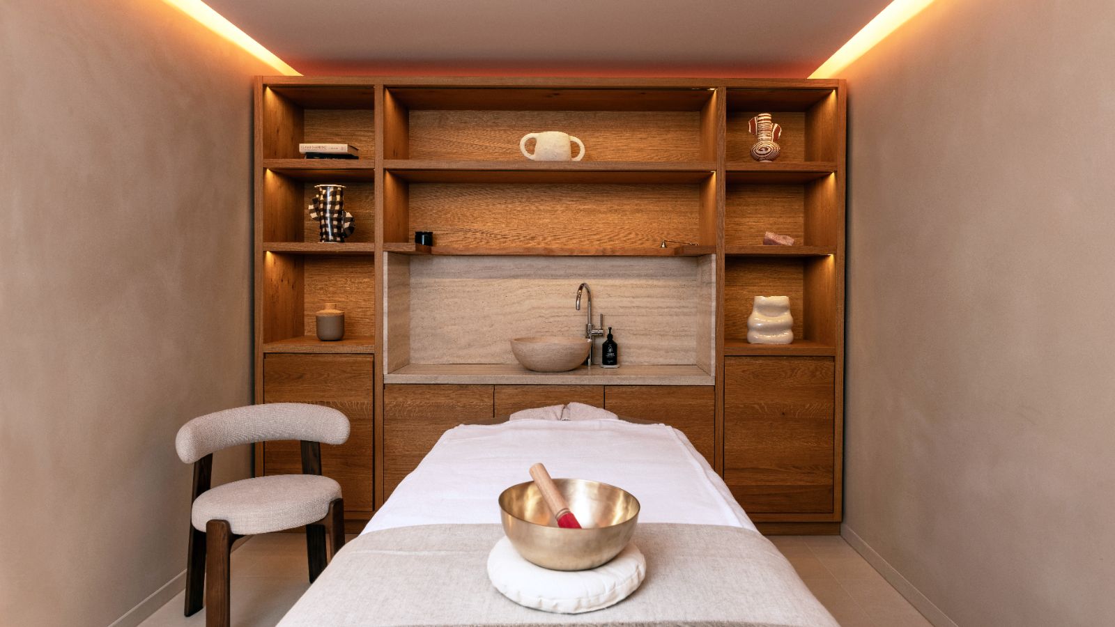 Luxury-ski- Arula Chalet-oxford-ski (5).jpg