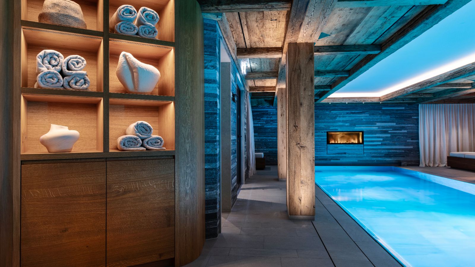 Luxury-ski- Arula Chalet-oxford-ski (15).jpg