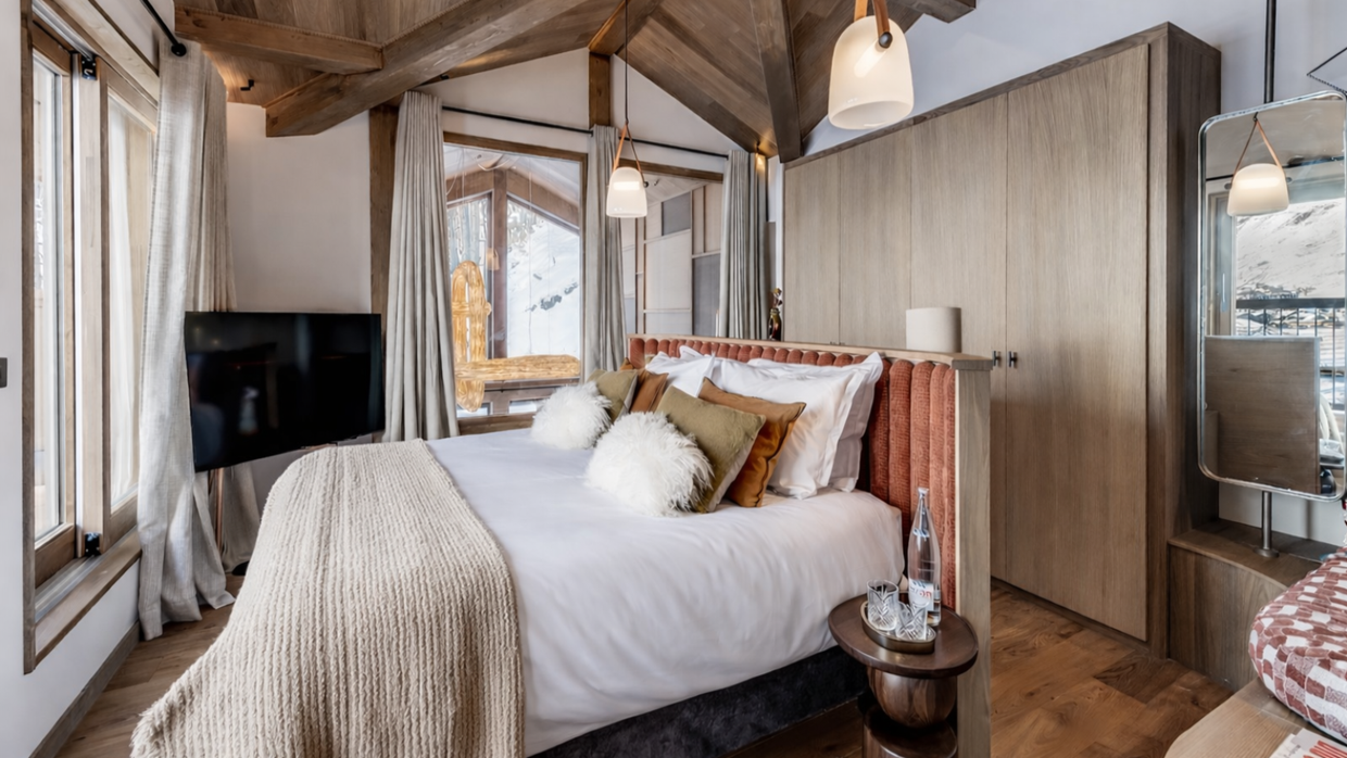 Chalet des Légendes | Luxury Ski Chalets Val d'Isere | Oxford Ski Company