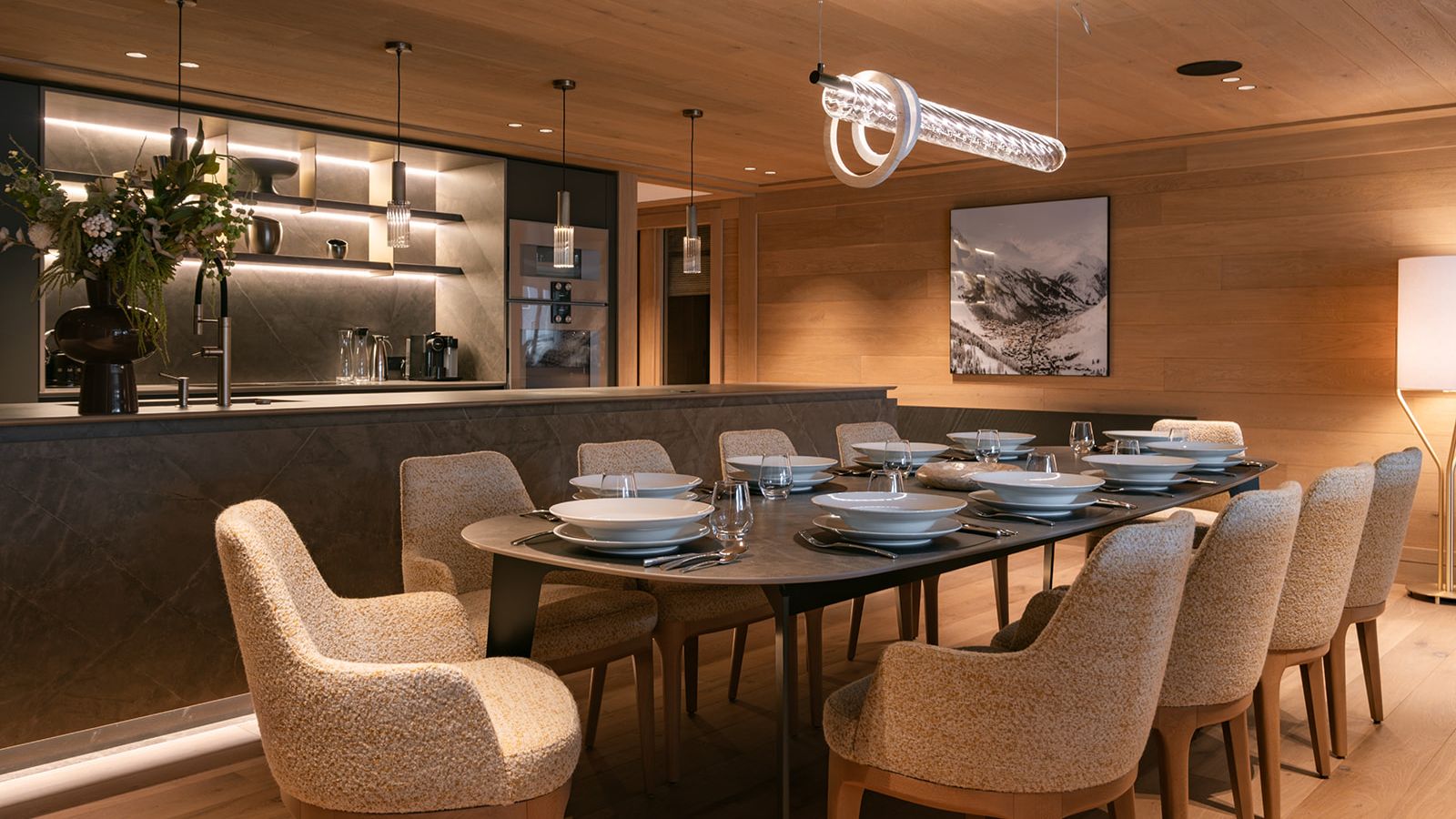 Luxury-ski-chalet-Val d’Isère -Le Parc Marceau-oxford-ski Dining room.jpg