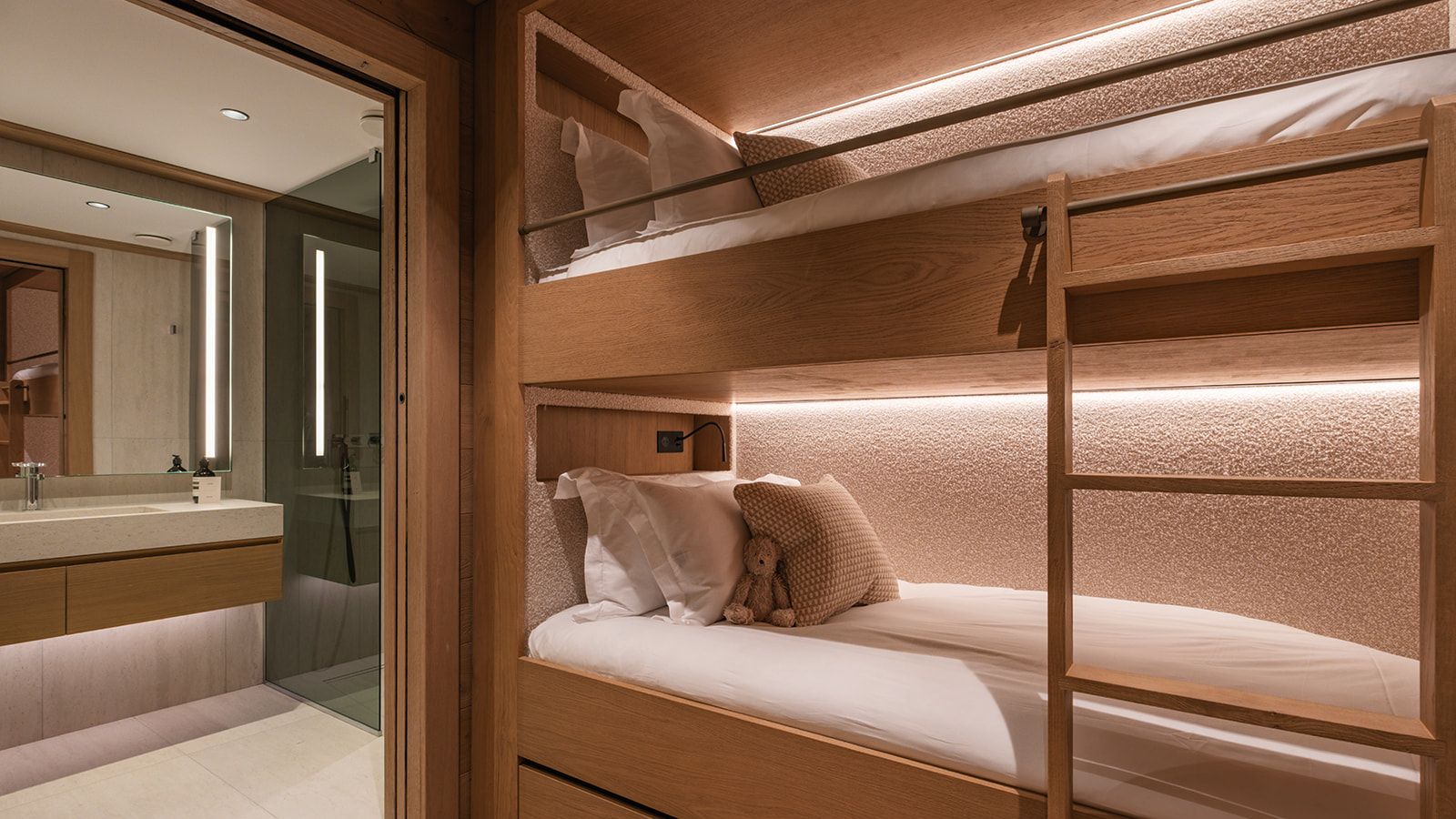 Luxury-ski-chalet-Val d’Isère -Le Parc Beaumont-oxford-ski Bunkroom.jpg