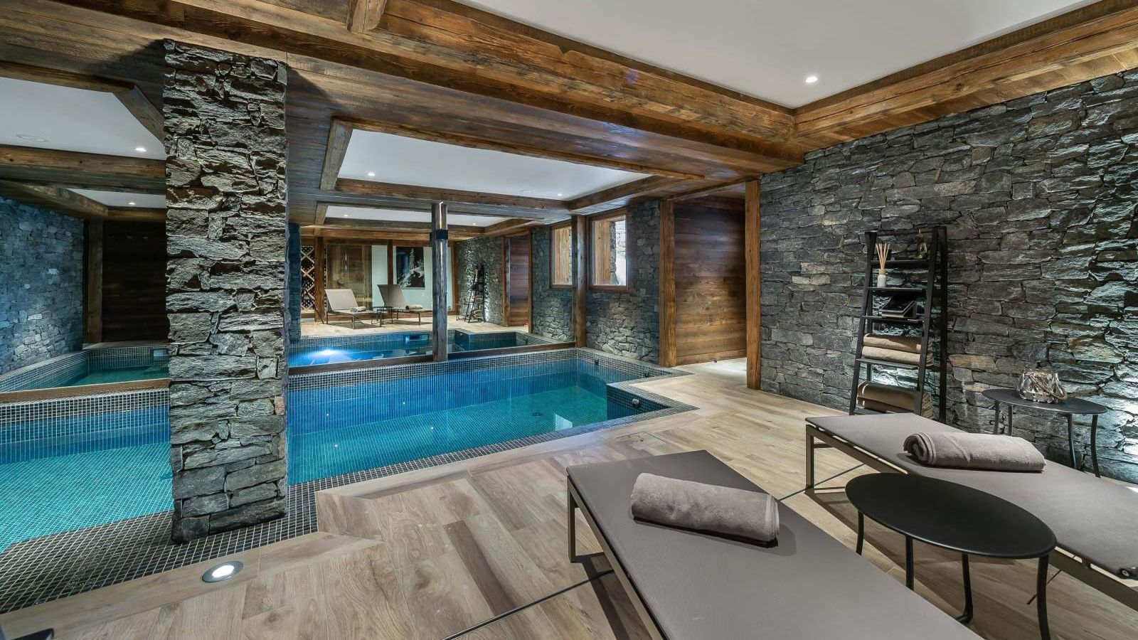 chalet_pure_black  Pool.jpg