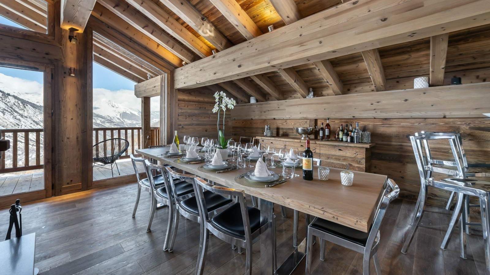 chalet_pure_white_crystal_Dining.jpg