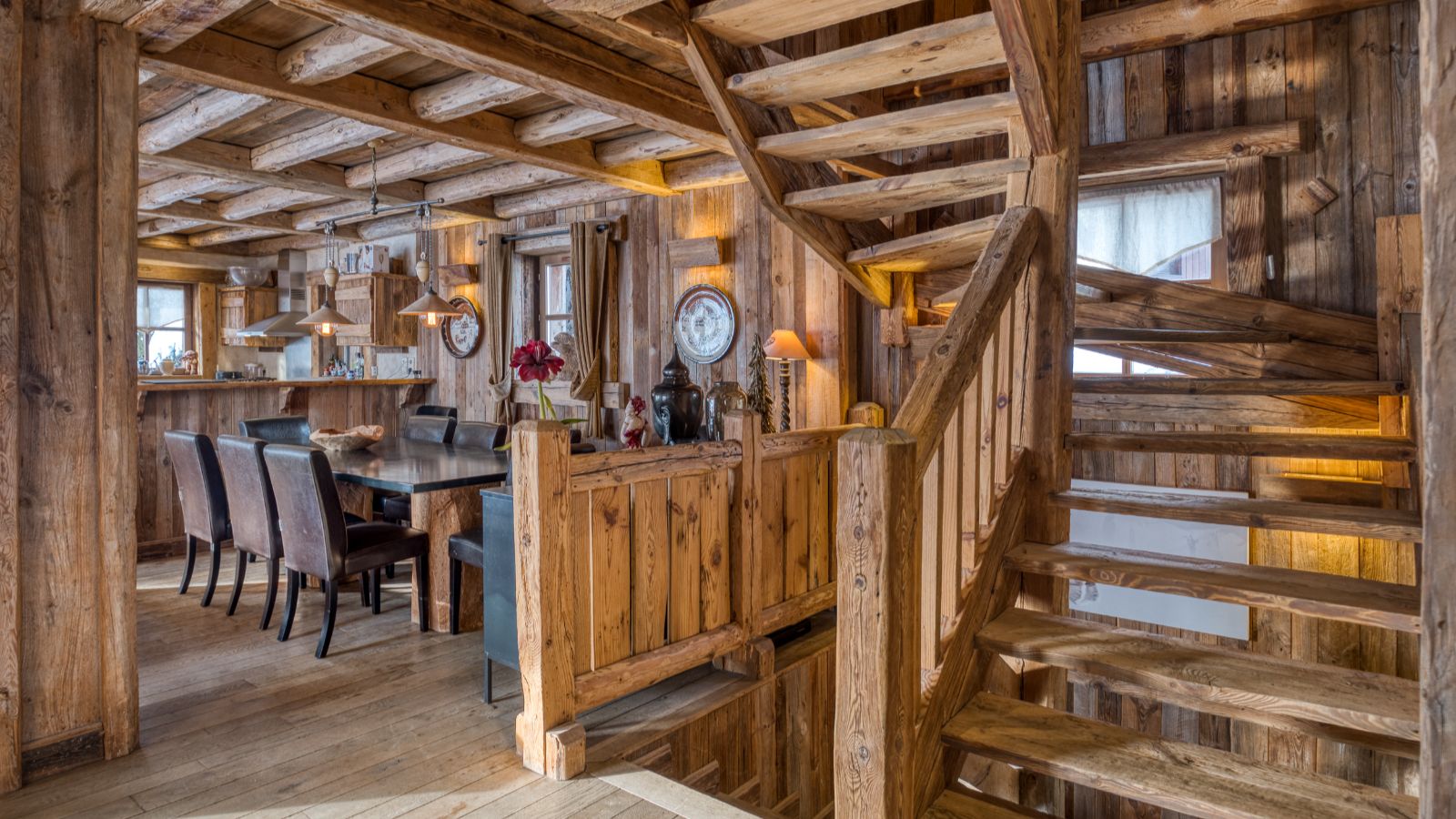 Luxury-ski-chalet-Megeve-Chalet Étoile des Neiges-oxford-ski  living.jpg